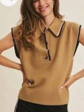 NWT In February Collar Stitched Wool Blend Sweater Vest L